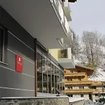 Herzblut - Joker Card Included In Summer Hotel