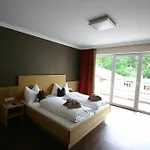 Herzblut - Joker Card Included In Summer Hotel 4*