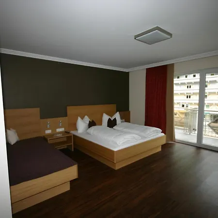 Herzblut - Joker Card Included In Summer 4* Saalbach-Hinterglemm