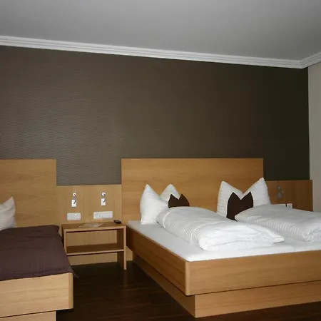 Hotel Herzblut - Joker Card Included In Summer