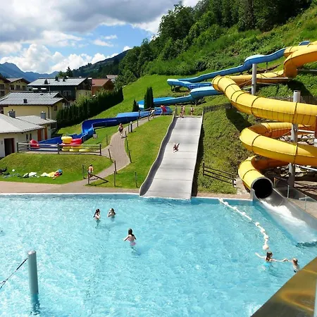 Leni-Marie Saalbach 4*