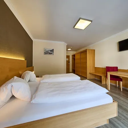 Leni-Marie Saalbach 4*