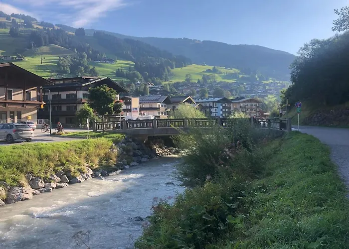 Herzblut - Joker Card Included In Summer Hotell Saalbach-Hinterglemm